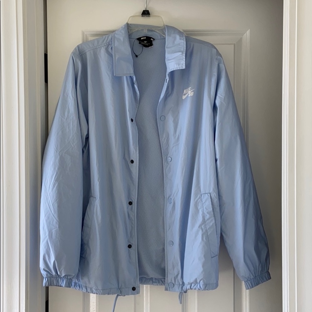 Nike SB Windbreaker